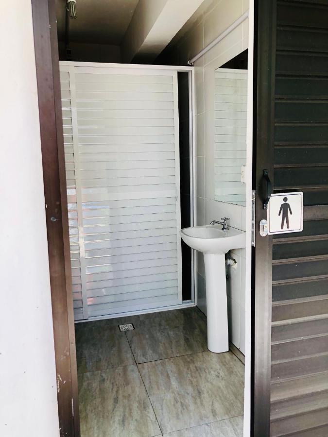 Quatro Ilhas Beach Hostel Bombinhas Eksteriør bilde